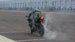 BMW S1000RR Drifting and Stunting