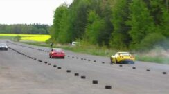 Drag Race: Corvette Z06 vs Skoda 120 with 580HP