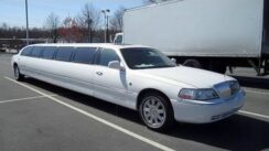 2003 Lincoln Town Car Cartier Limousine In-Depth Review