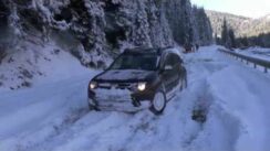 Dacia Duster on Heavy Snow & Ice