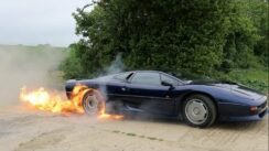 Flaming Jaguar XJ220 Burnout