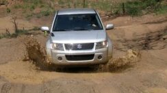 2012 Suzuki Grand Vitara Road Test Review