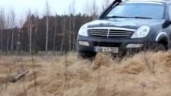 Ssangyong Rexton 2.7 XDI Off-Roading!