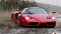 Ferrari Enzo Drifting