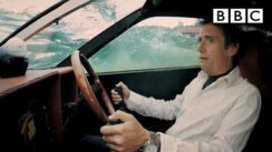 James Bond Style Submarine Lotus Drives Underwater