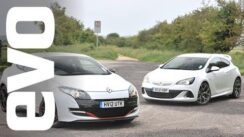 Vauxhall Astra VXR vs Renault Megane 265 Cup Drag Race