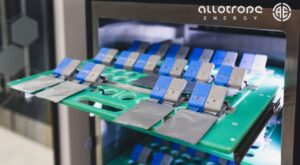 Can This Tiny Supercapacitor Replace Batteries in Hybrids?