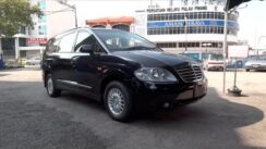 2011 Ssangyong Stavic SV270 Start-Up & Full Vehicle Tour