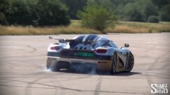 Awesome Koenigsegg One:1 Ride Along