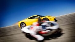 Ferrari 458 vs Ducati 1198S