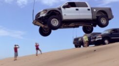 Ford Raptor SVT 6.2 Extreme Jump