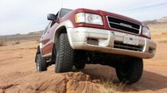 Isuzu Trooper Desert Off-Road Video